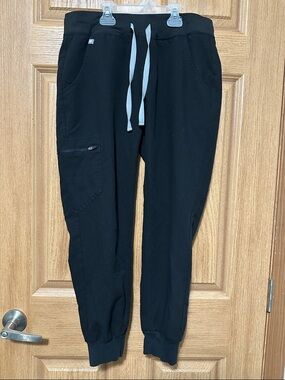 Figs Zamora Scrub Joggers - Black